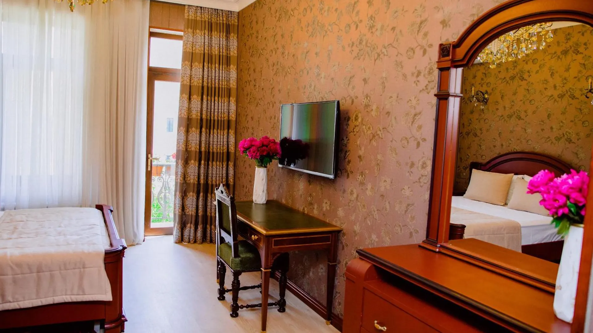 Vaali Hotel Baku