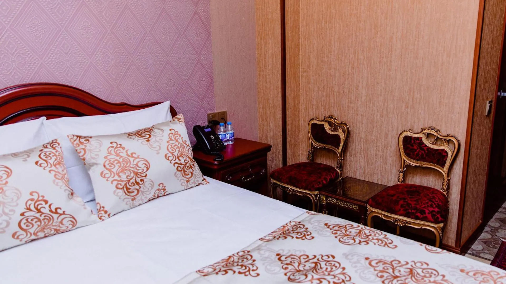 Vaali Hotel Baku