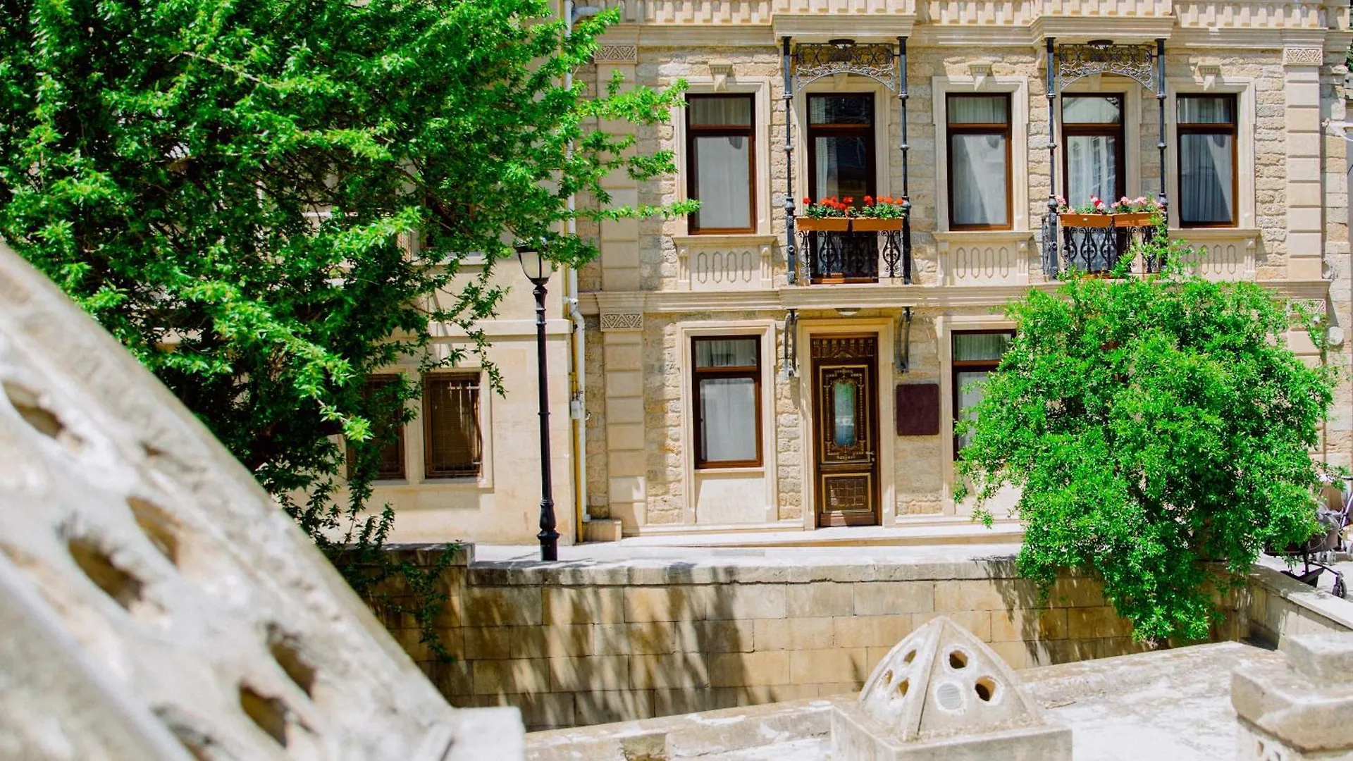 Vaali Hotel Baku